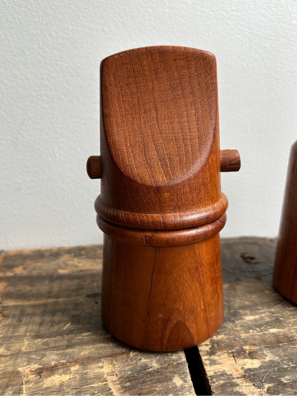 Dansk Vintage Teak Wooden Salt and Pepper Mills - Picture 5 of 11